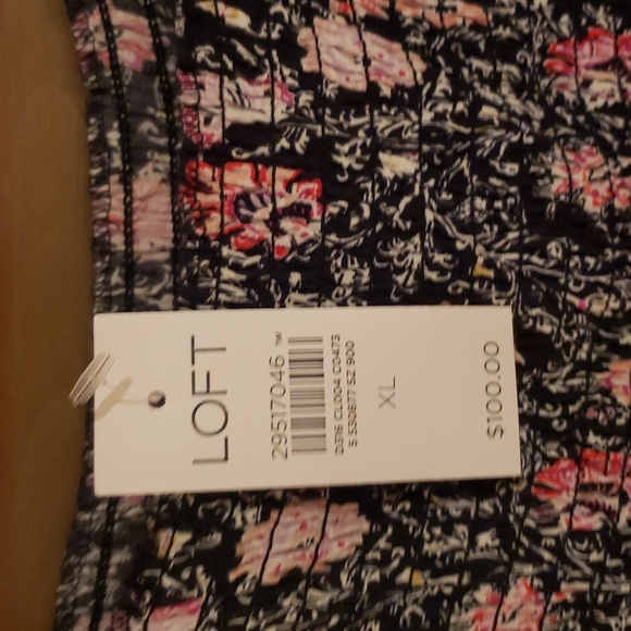 Loft jumpsuit - Picture 3 of 5